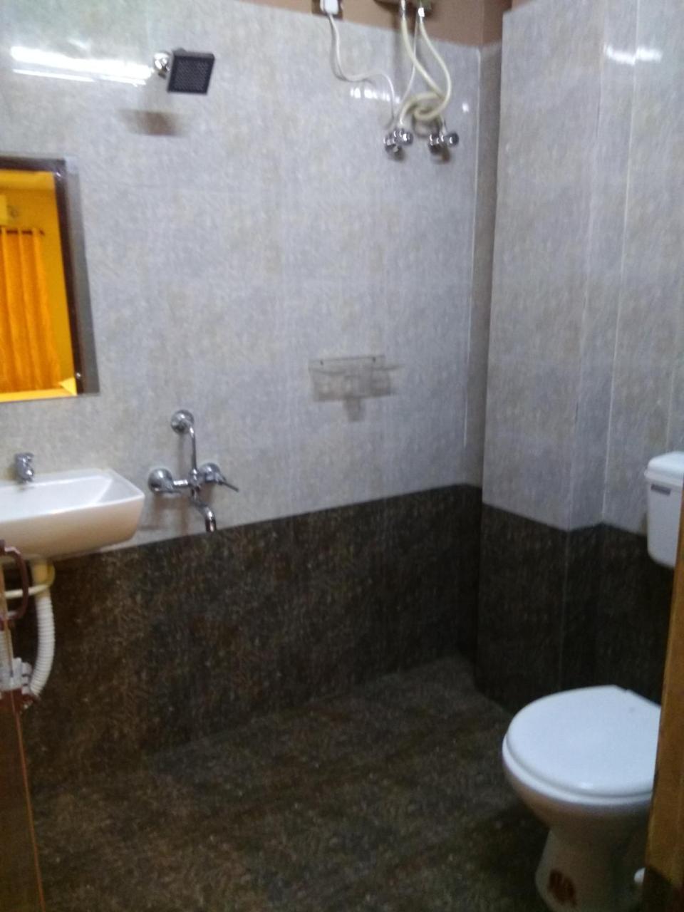 פורט בלייר Aashiaanaa Residency Inn מראה חיצוני תמונה
