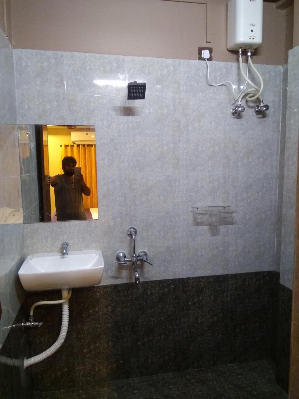 פורט בלייר Aashiaanaa Residency Inn מראה חיצוני תמונה